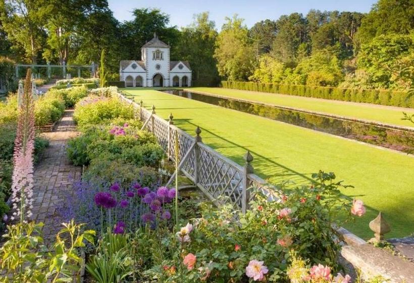 Idlewild Animal Sanctuary Farmhouse Stay   Charity