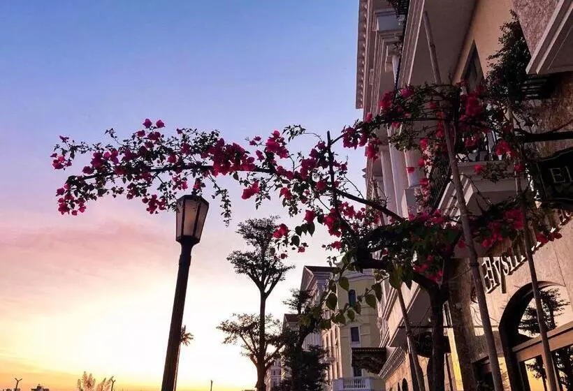 Elysinam Boutique Hotel Ha Long