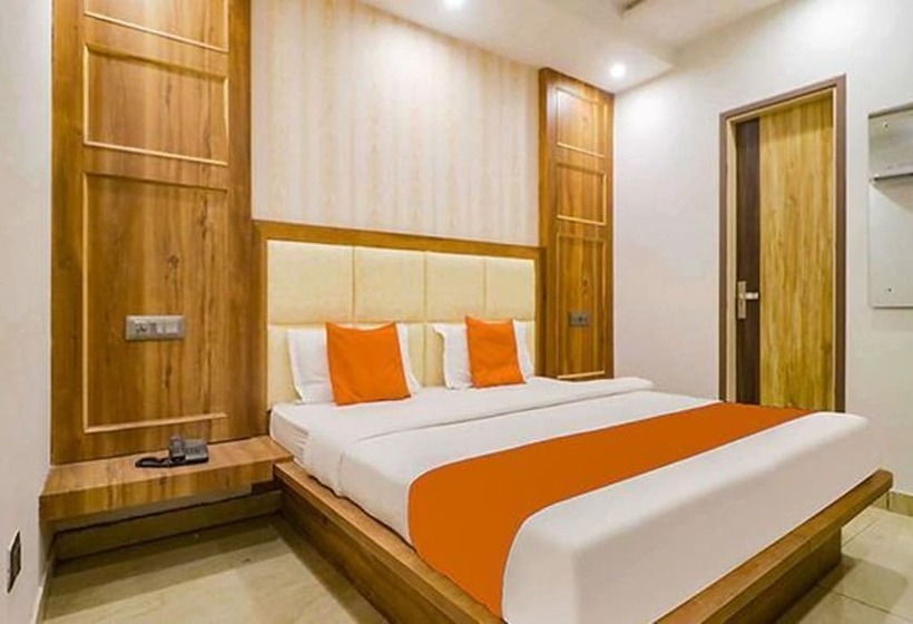 Hôtel Fab City Walk