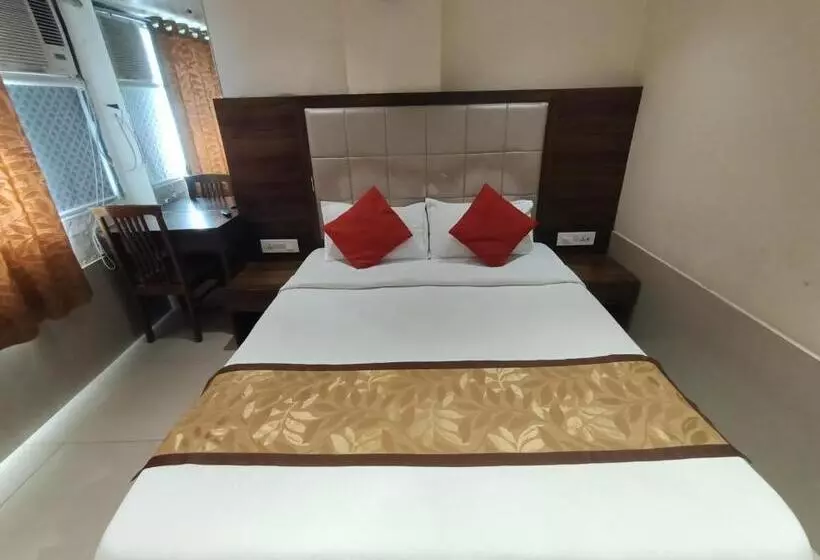 هتل Regal Inn Andheri   Nearest Mumbai Airport T1