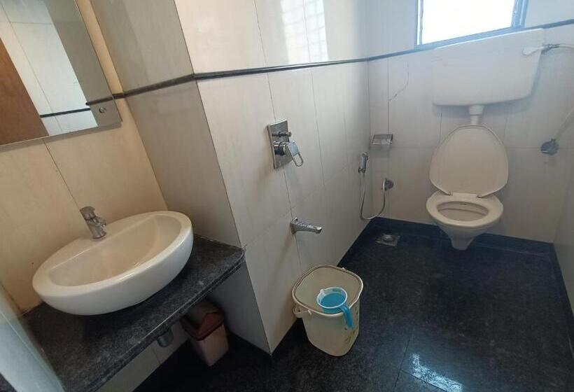 호텔 Regal Inn Andheri   Nearest Mumbai Airport T1