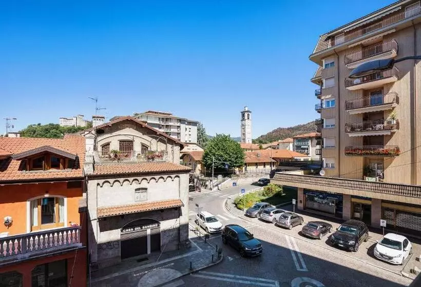 Iris Apartment Lago Maggiore