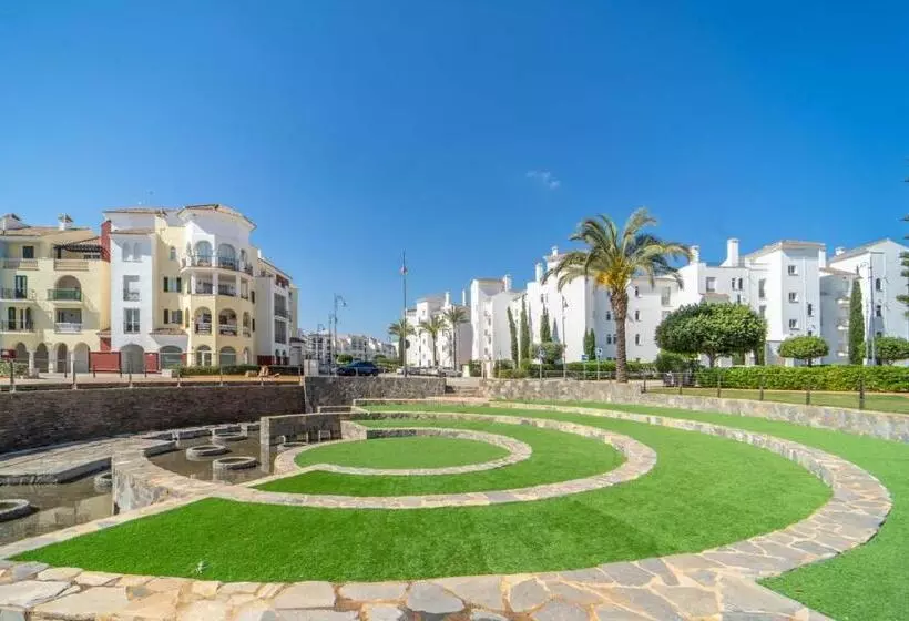 Large Penthouse With Wonderful Views At La Torre Golf   Ae831lt