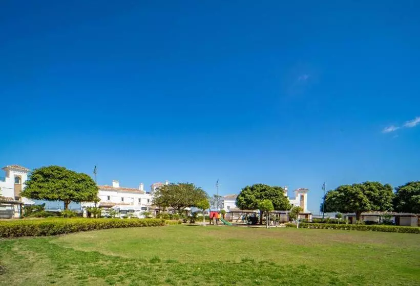 Large Penthouse With Wonderful Views At La Torre Golf   Ae831lt