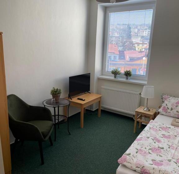 ペンション Penzion Ječmínek