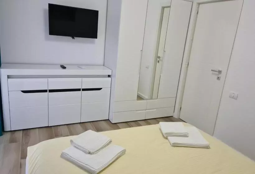 Sea View Apartment