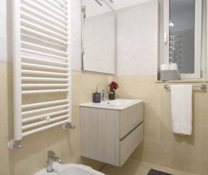 B&b Elles Con Parcheggio Interno