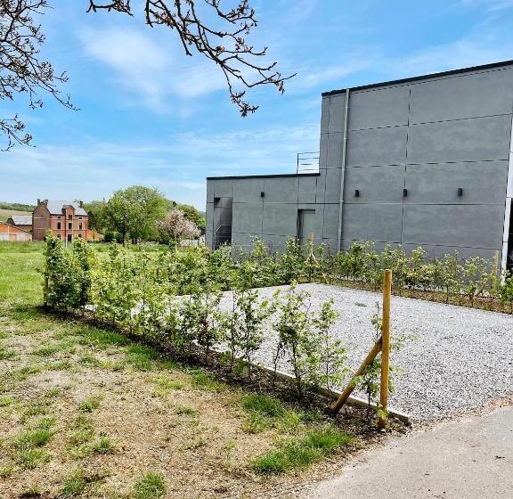 Le Nine, B&b Au Coeur De Falaën