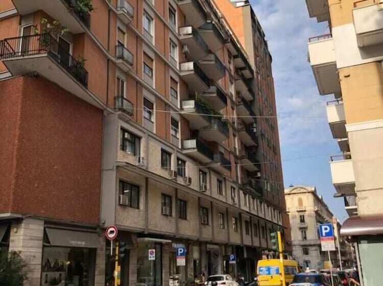 پانسیون Dante 3 Guesthouse By Apulia Accommodation