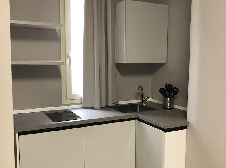 پانسیون Dante 3 Guesthouse By Apulia Accommodation