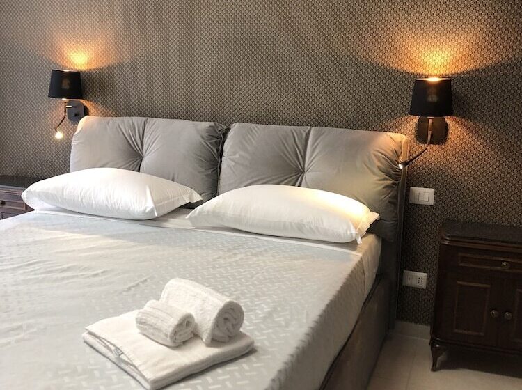 پانسیون Dante 3 Guesthouse By Apulia Accommodation