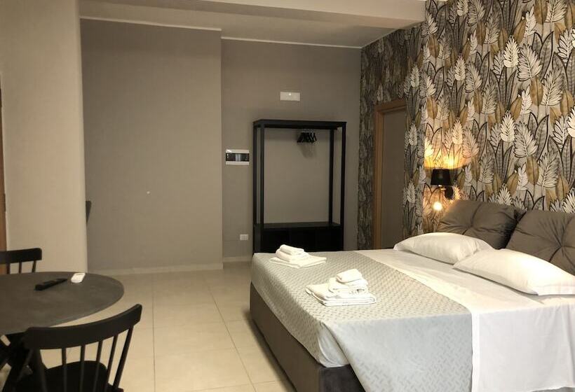 پانسیون Dante 3 Guesthouse By Apulia Accommodation