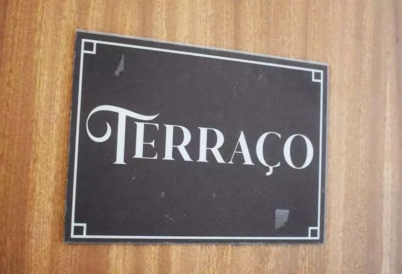 Aamiaismajoitus (B&B) Batalhoz House Ii