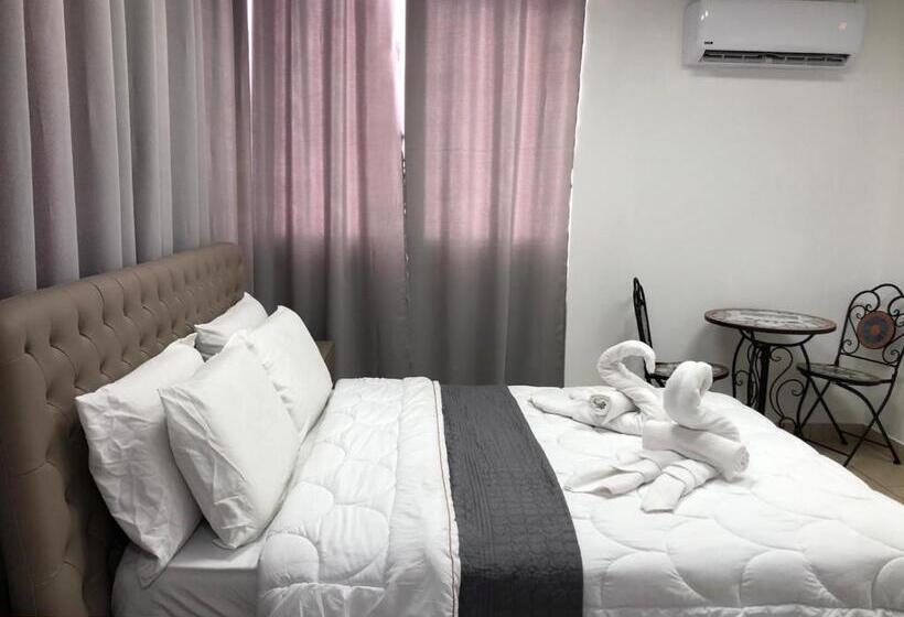 Hotelli Room Service