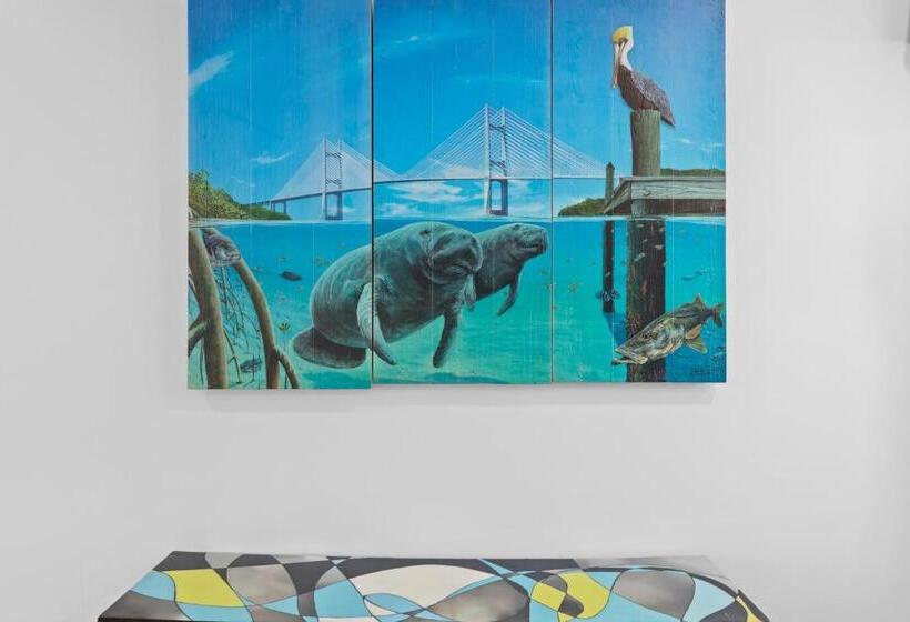 Isle Of Venice Residence And Marina