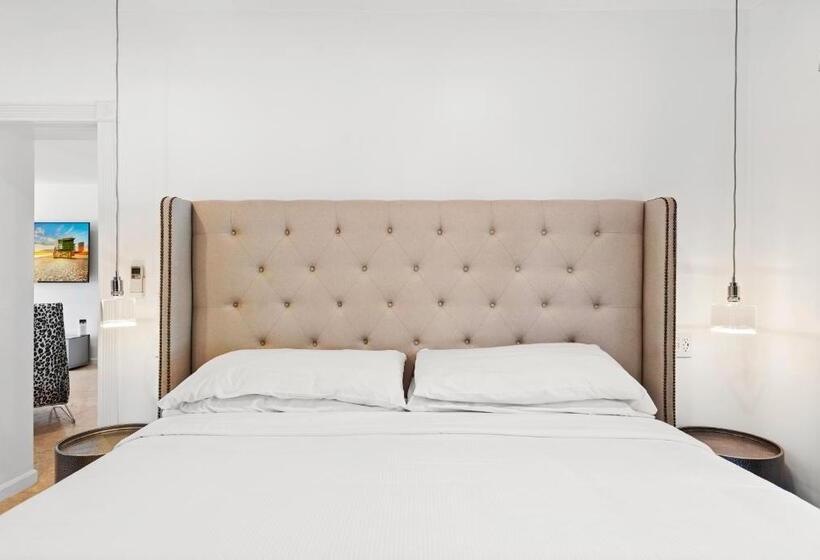 Isle Of Venice Residence And Marina