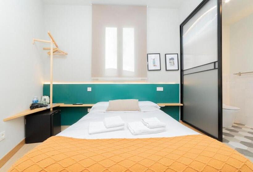 پانسیون Olblanc Plaza De España By Batuecas