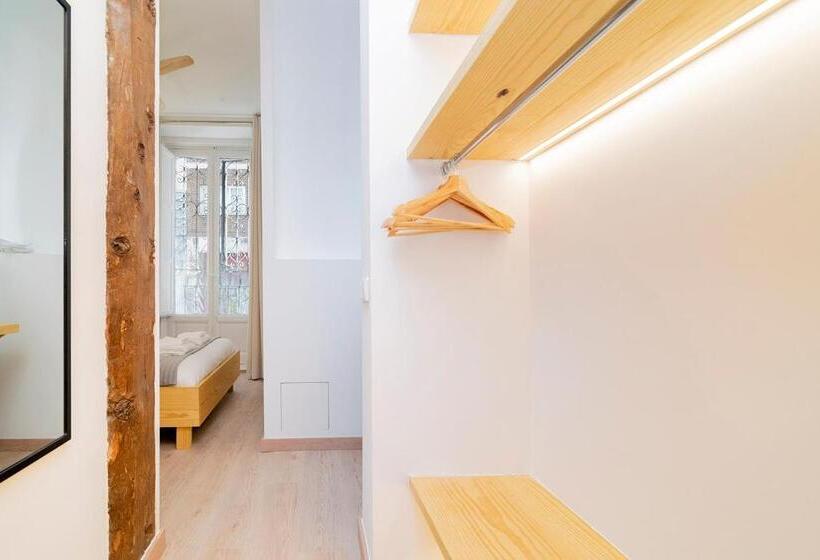 پانسیون Olblanc Plaza De España By Batuecas