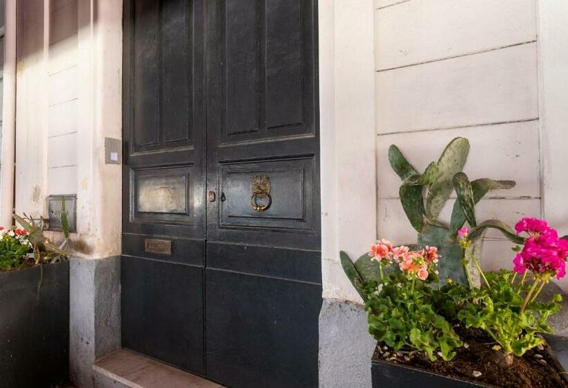 پانسیون Zefiro Rooms