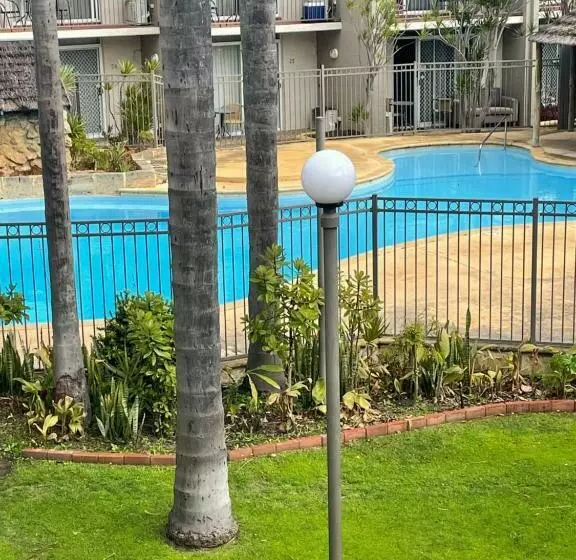 リゾートホテル Tranquility At Mandurah Apartments