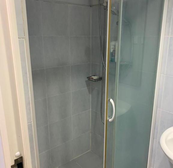 1 Br Condo Sea Residences