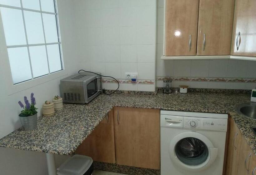 Apartamento En Avda. Quinto Centenario