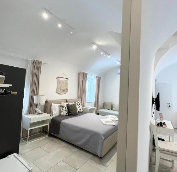 تختخواب و صبحانه L Antico Forno Bari Centro Storico