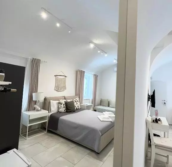 تختخواب و صبحانه L Antico Forno Bari Centro Storico