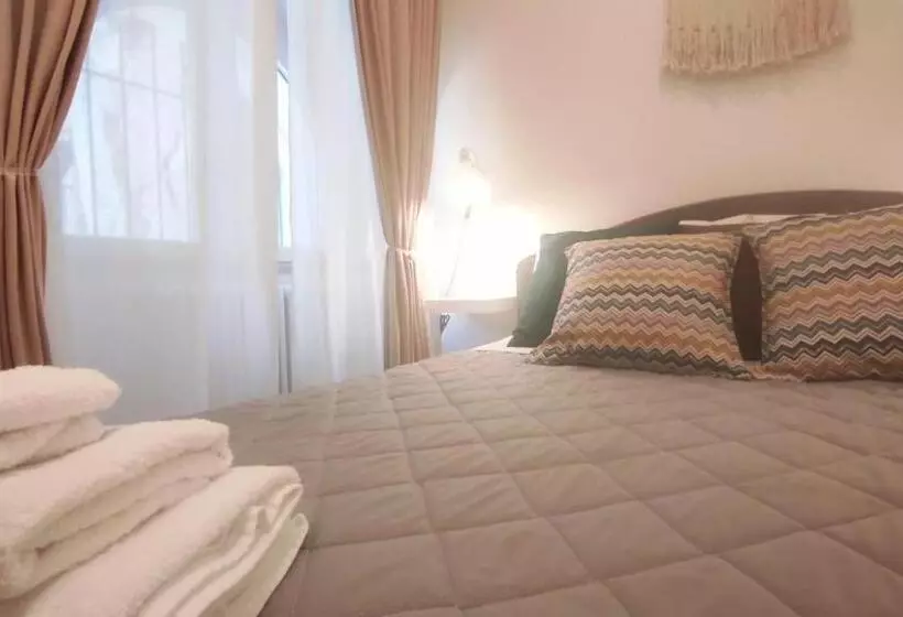 تختخواب و صبحانه L Antico Forno Bari Centro Storico