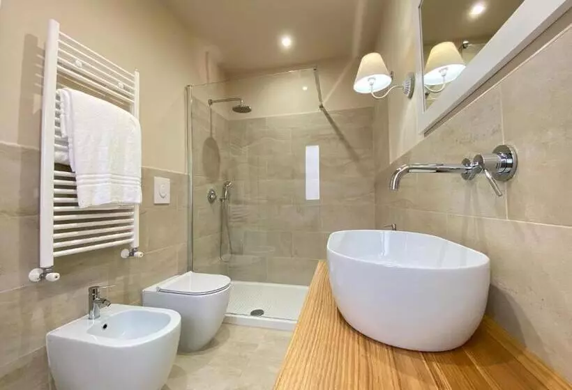 Aamiaismajoitus (B&B) Maison Sciscì Rooms