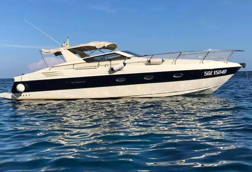 Aamiaismajoitus (B&B) Maison Sciscì Rooms