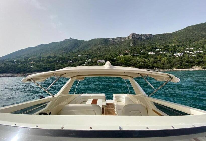 مبيت وإفطار Maison Sciscì Rooms