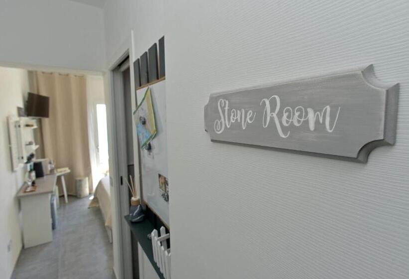 Отель Amare Il Mare Affittacamere