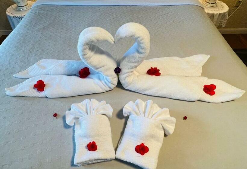 Lee S Ocean Peek B & B