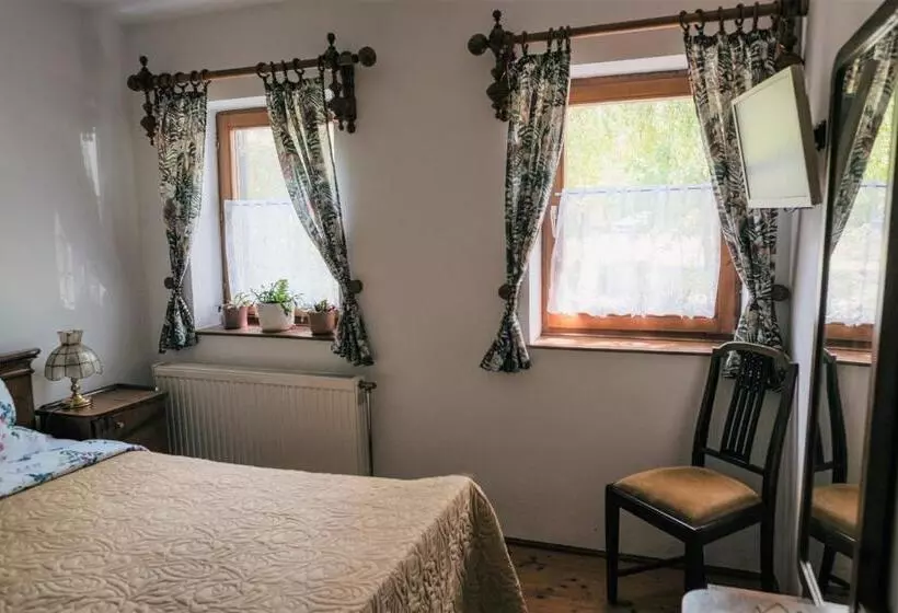 Majatalo Hemina Vendégház