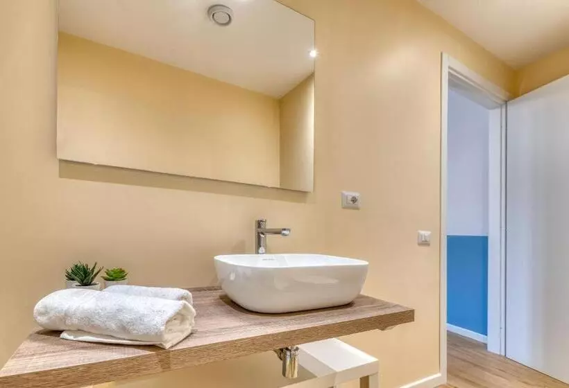 ペンション Izzhome Corso76