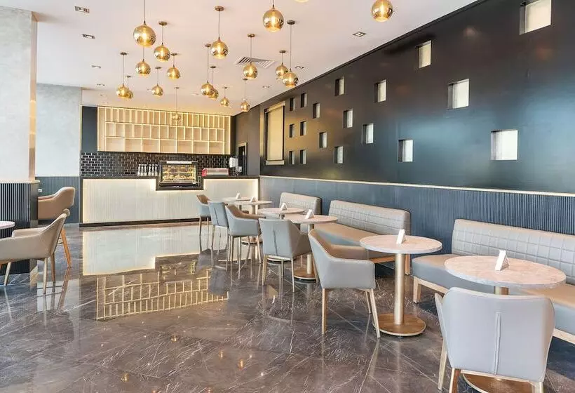 Rhactus Hotel, New Alamein