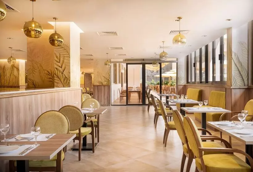Rhactus Hotel, New Alamein