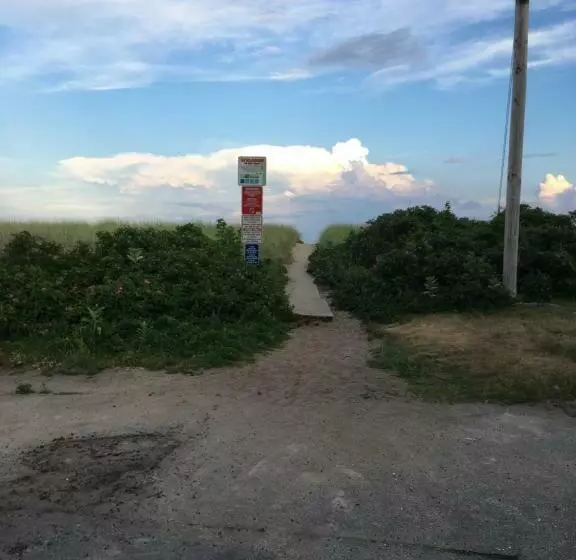 White Cap Village Unit 6