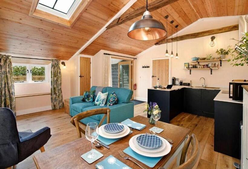 Windmill Flower Barn