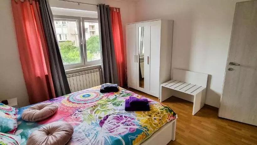 Apartment Lucky 7