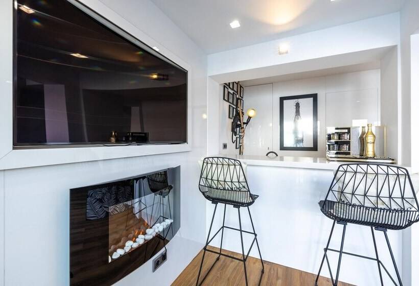 Medusa Luxury Marina