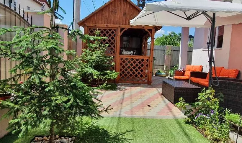 ペンション Casa Laur