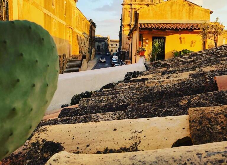 پانسیون La Finestra Su Noto