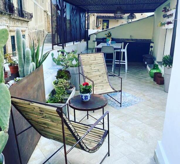 پانسیون La Finestra Su Noto