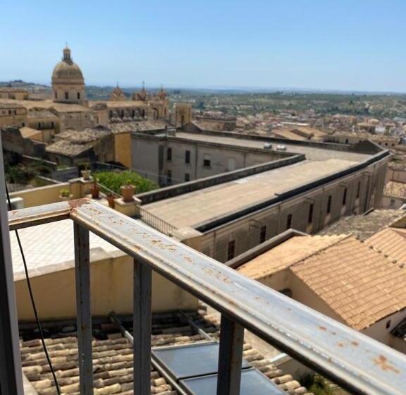 پانسیون La Finestra Su Noto