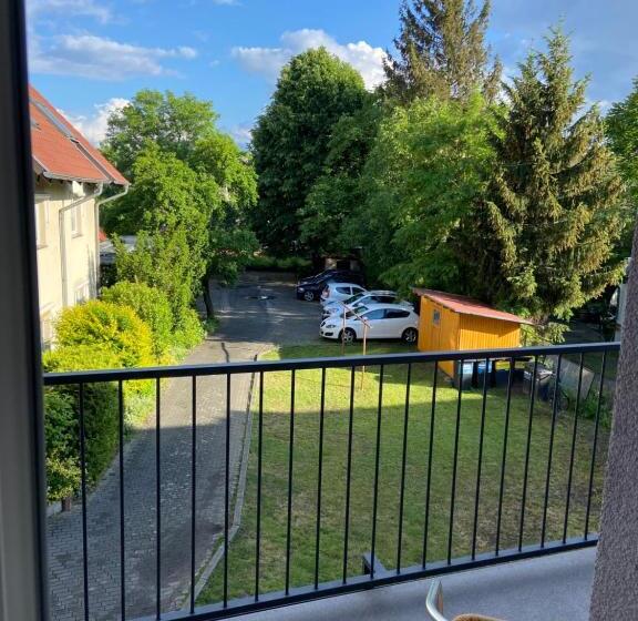 Schöne Ferienwohnung Mit Kostenlosem Parkplatz