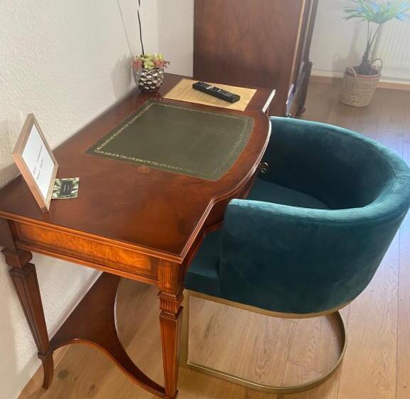 Schöne Ferienwohnung Mit Kostenlosem Parkplatz