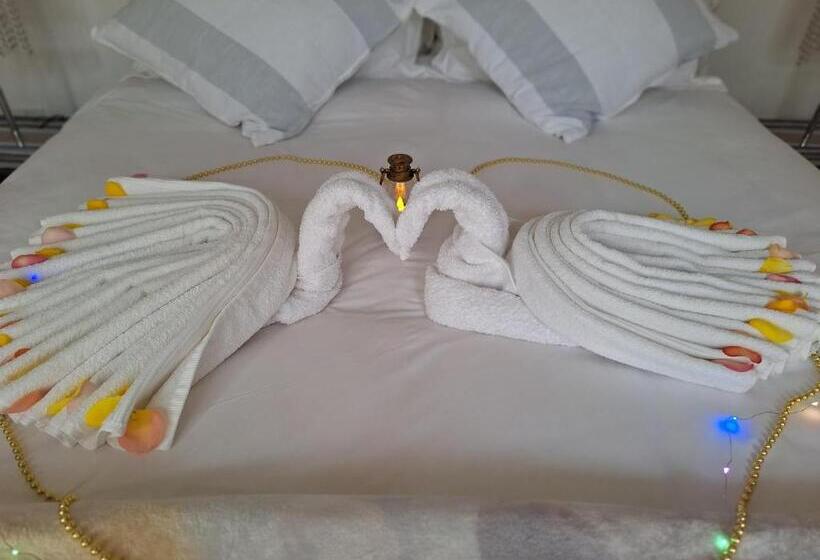 Windsong Living The Nest