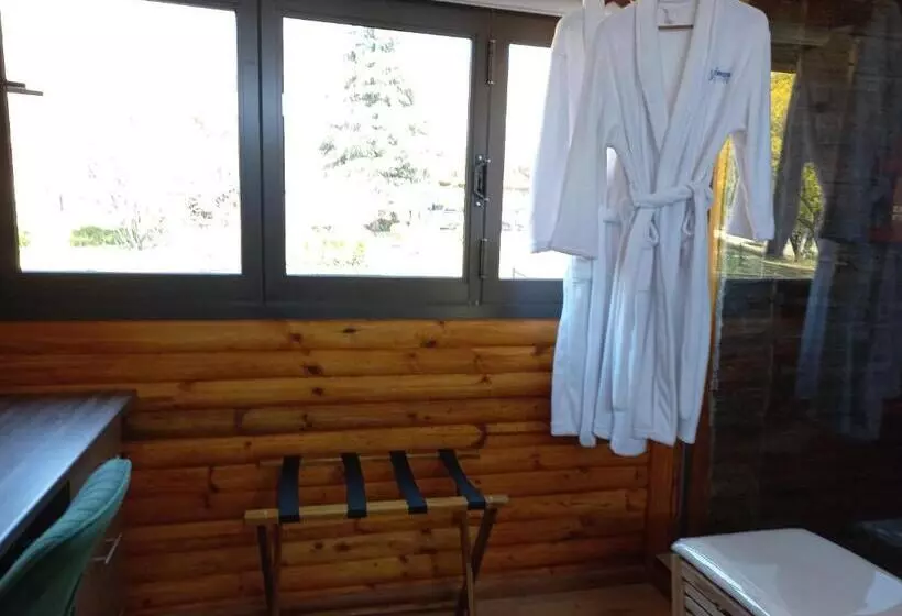 Windsong Living The Nest